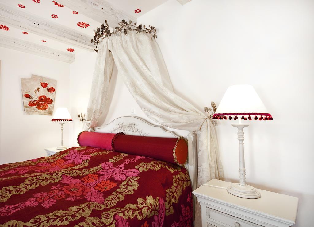 La Belle Saison Bed & Breakfast Mollens  Room photo